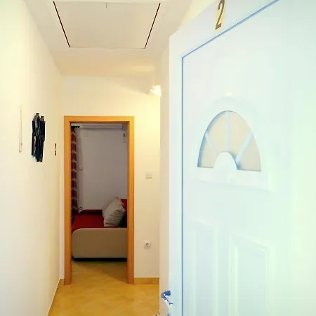 Graciela Apartment