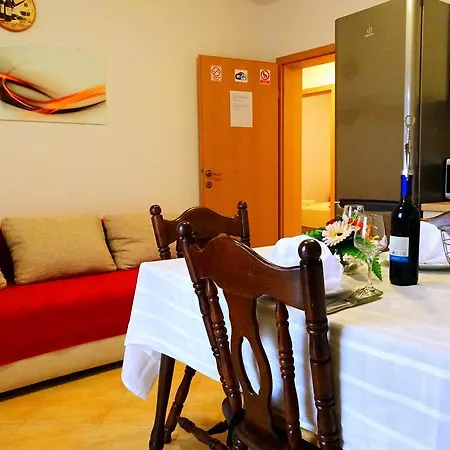 Graciela Apartment Lastovo